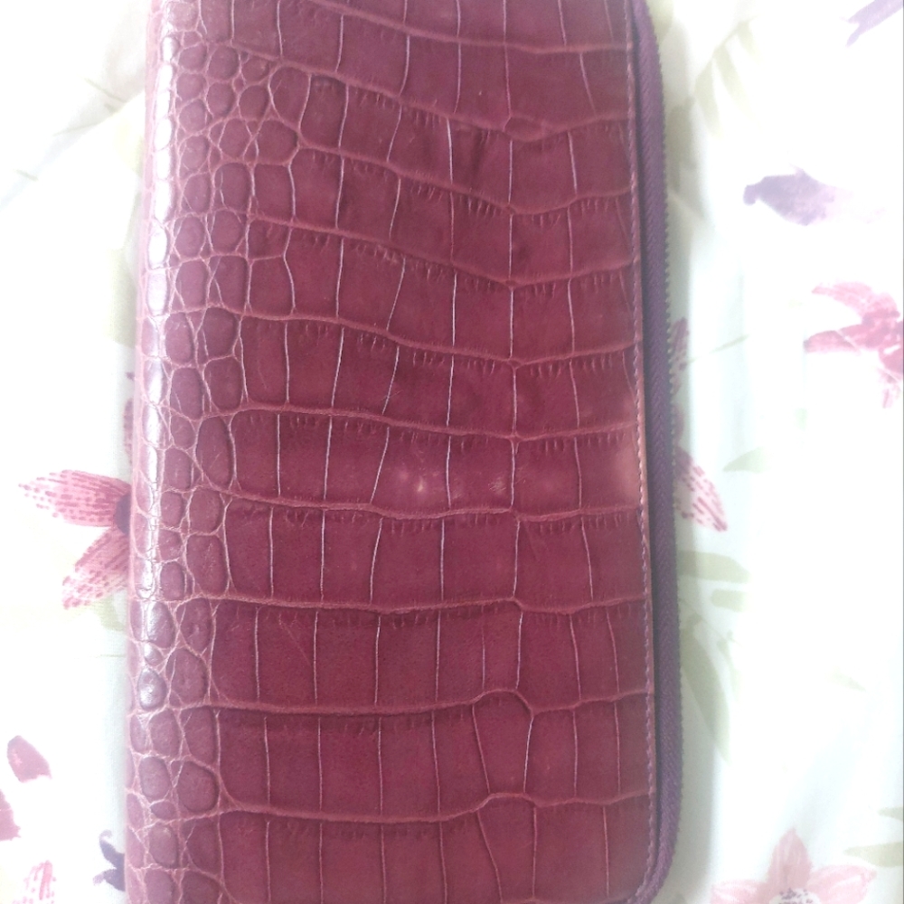 Club monaco travel wallet